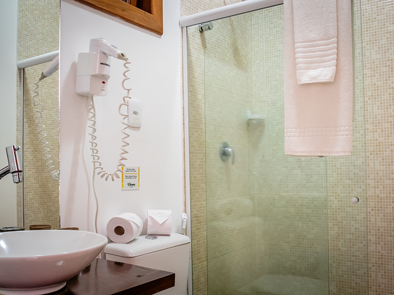 5 - charme pousada - suite luxo com jacuzzi (16)