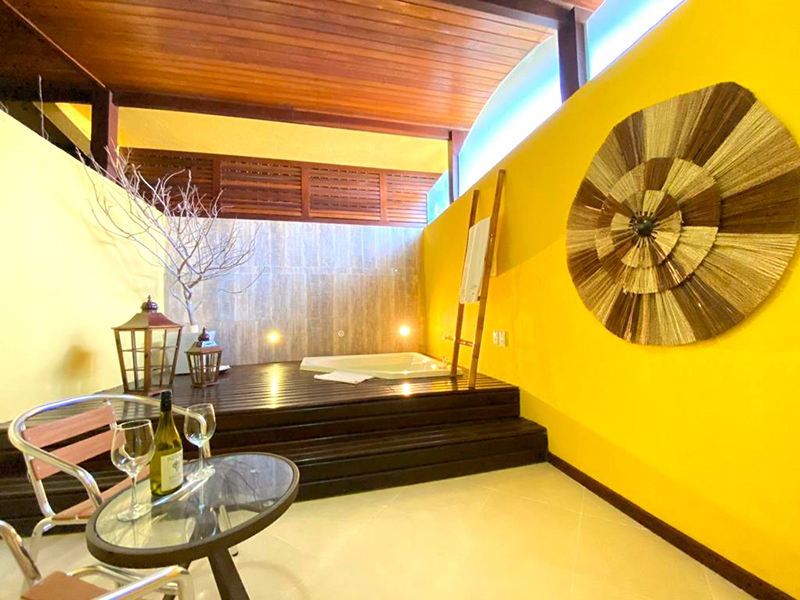 5 - charme pousada - suite luxo com jacuzzi (31)
